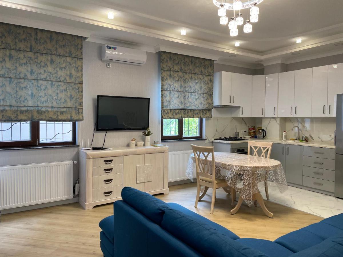 City Centre Apartment Kutaisi Eksteriør bilde